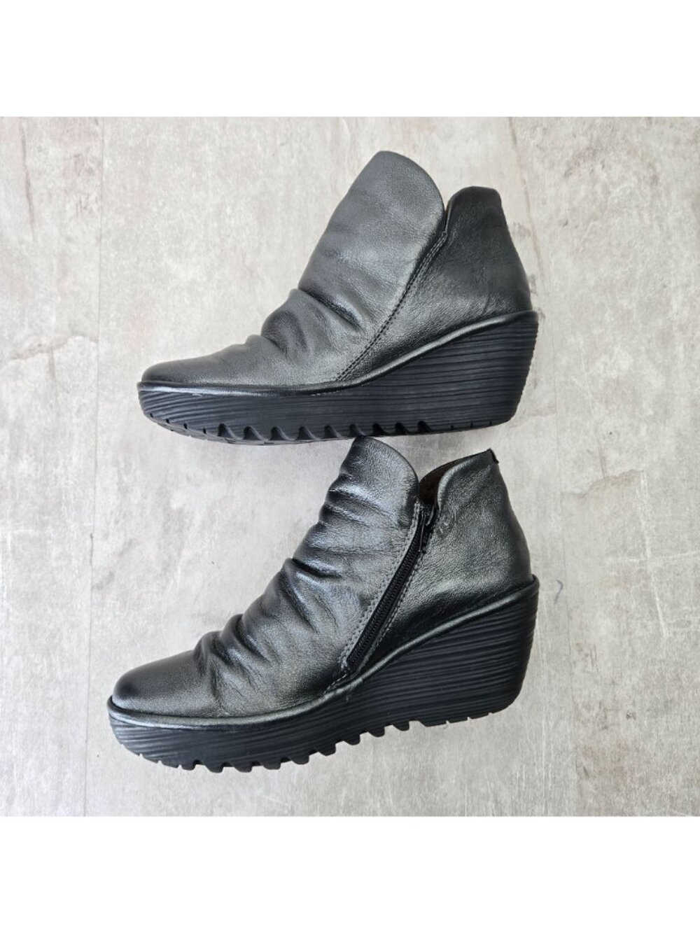 Fly London Wedge Boot Gray Metallic Leather Chunky Platform Slouchy Ankle Bootie - Picture 6 of 11